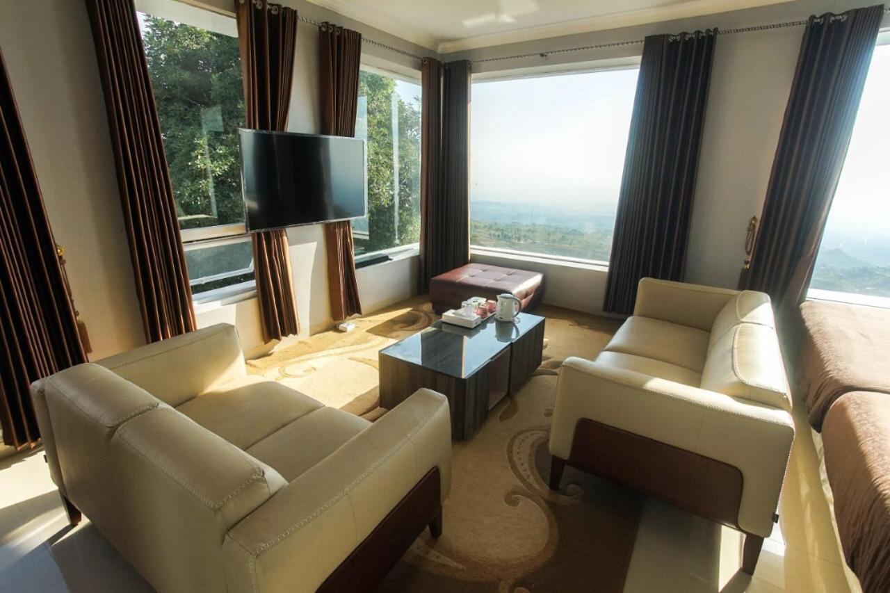 De Villa Cetho Karanganyar  Esterno foto
