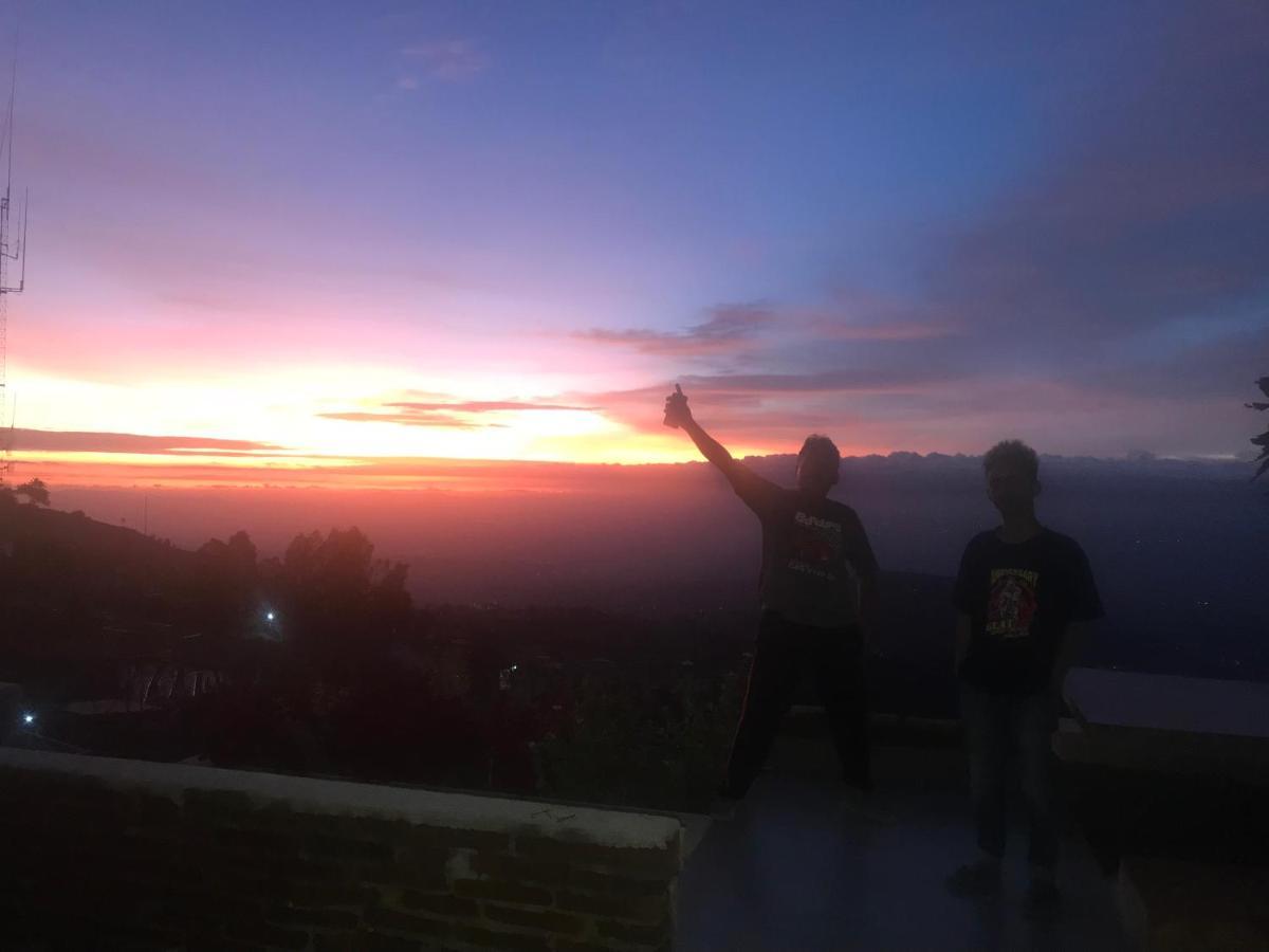 De Villa Cetho Karanganyar  Esterno foto