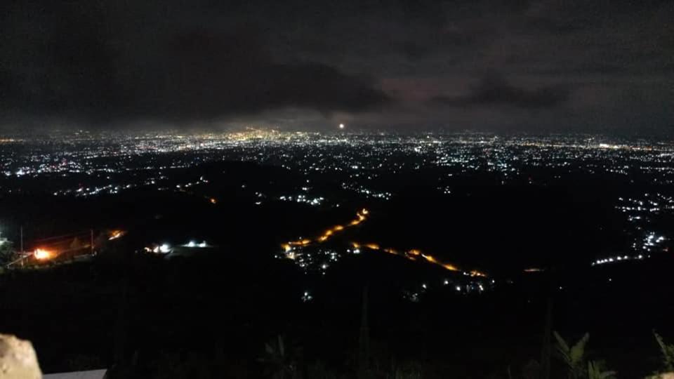 De Villa Cetho Karanganyar  Esterno foto